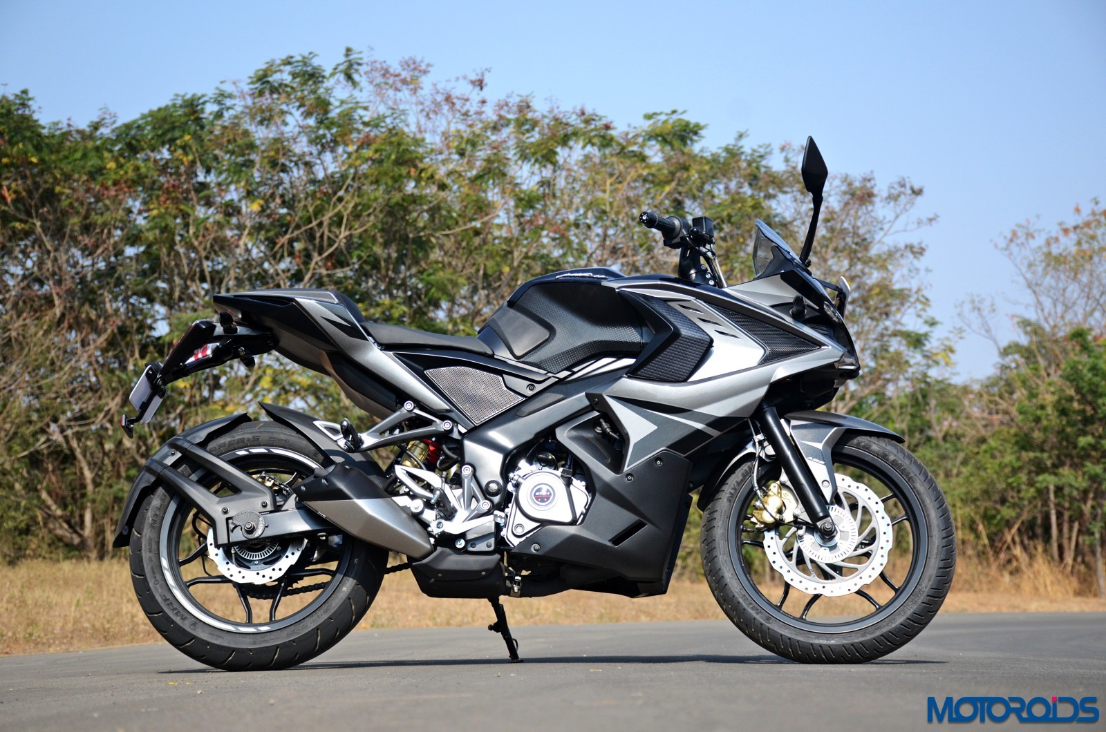 Pulsar RS200 ABS GPX Motos